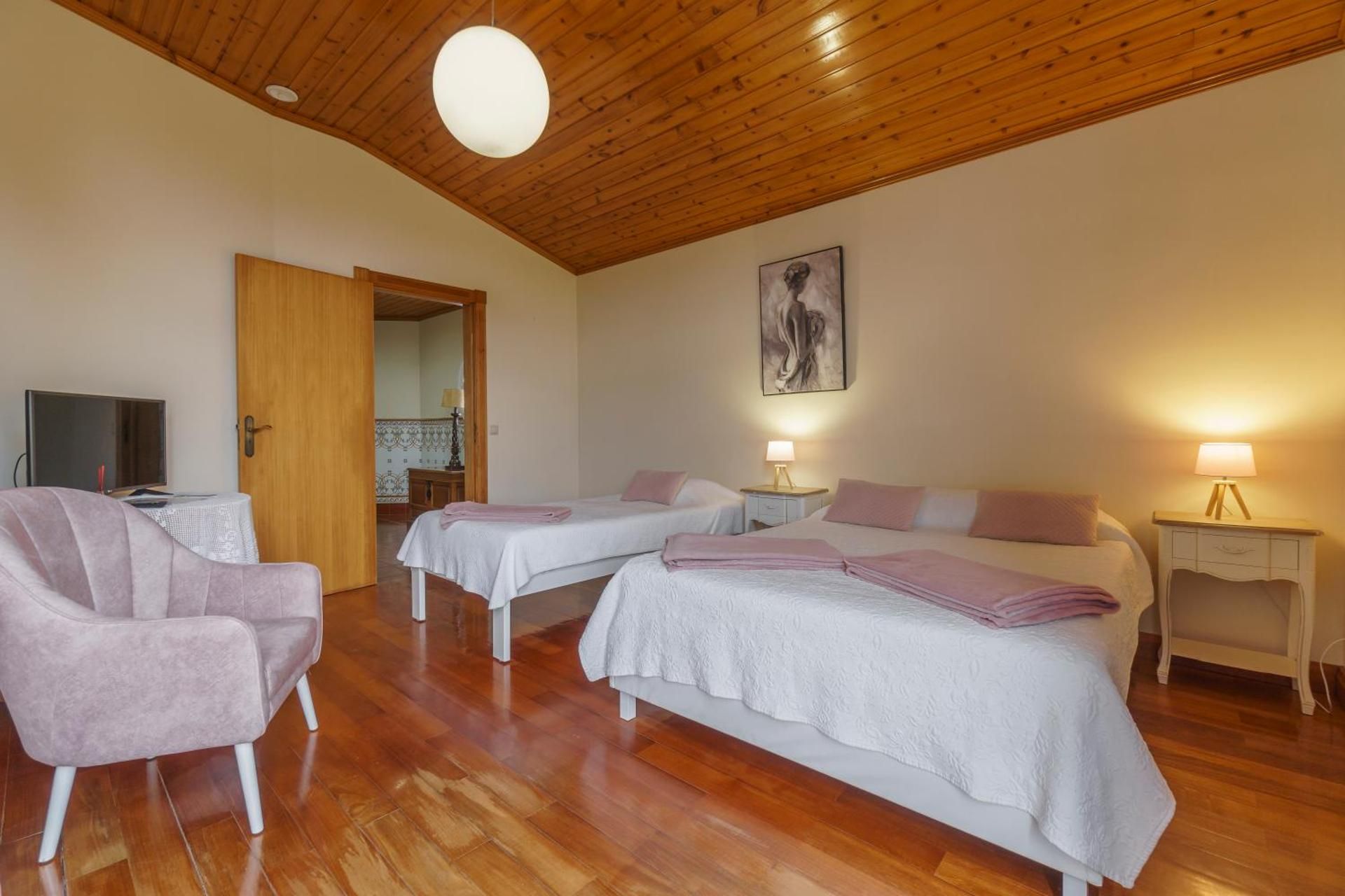 Triple Room with Private Bathroom