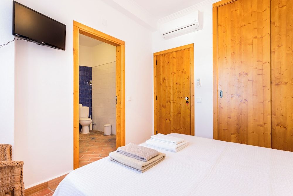 Monte da Eirinha Basic Double Room