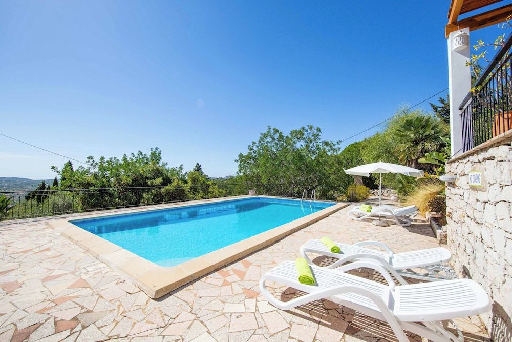 Villa Jacaranda Bordeira