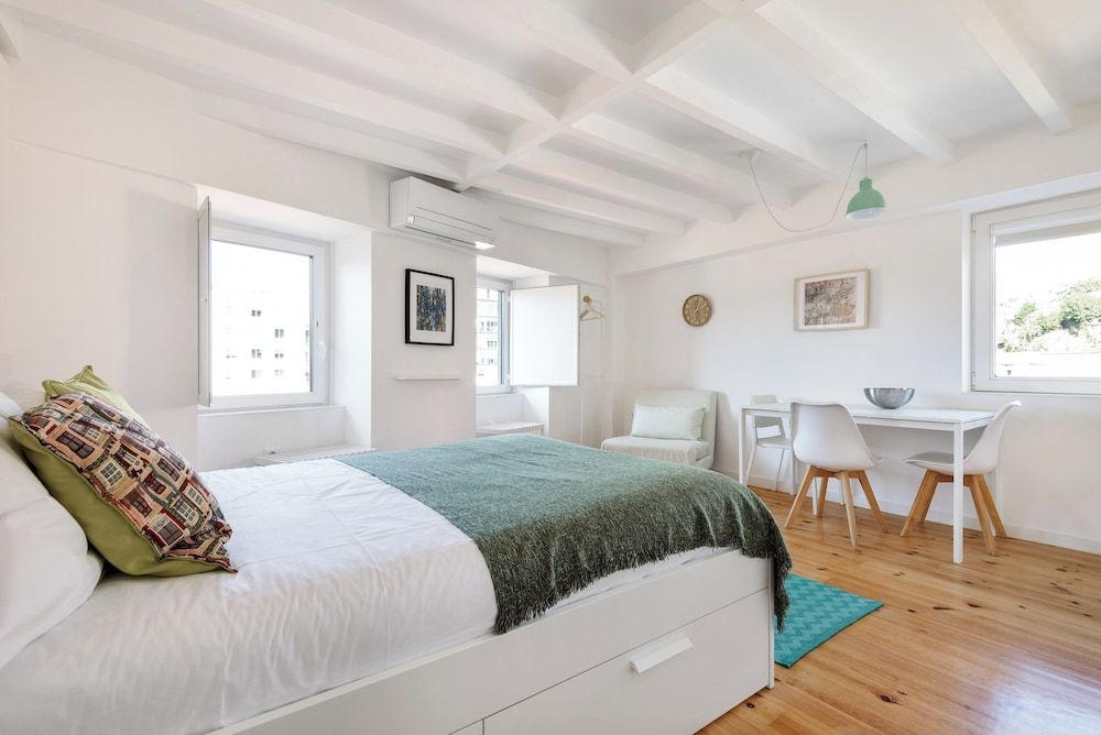Apartment (0 Bedroom)
