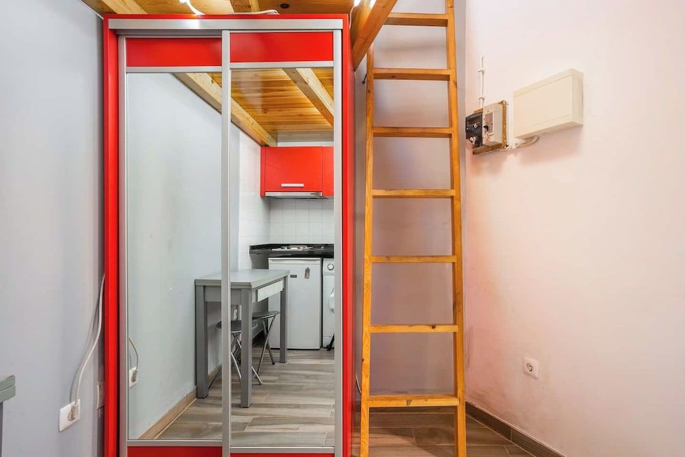 Apartment (0 Bedroom)