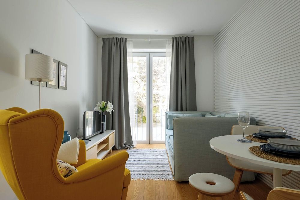 Almad3 Stylish Almada Hide-away Apartment (1 Bedroom) 5