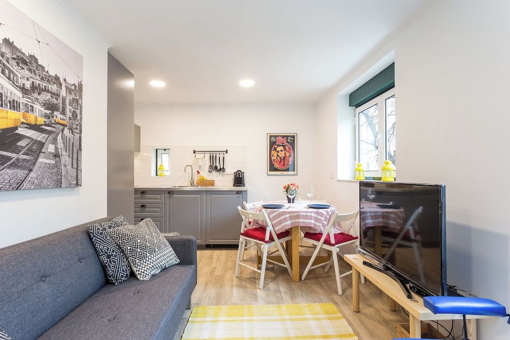 Apartment (2 Bedrooms)