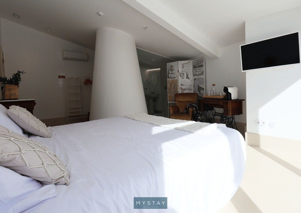 Design Double or Twin Room, Balcony