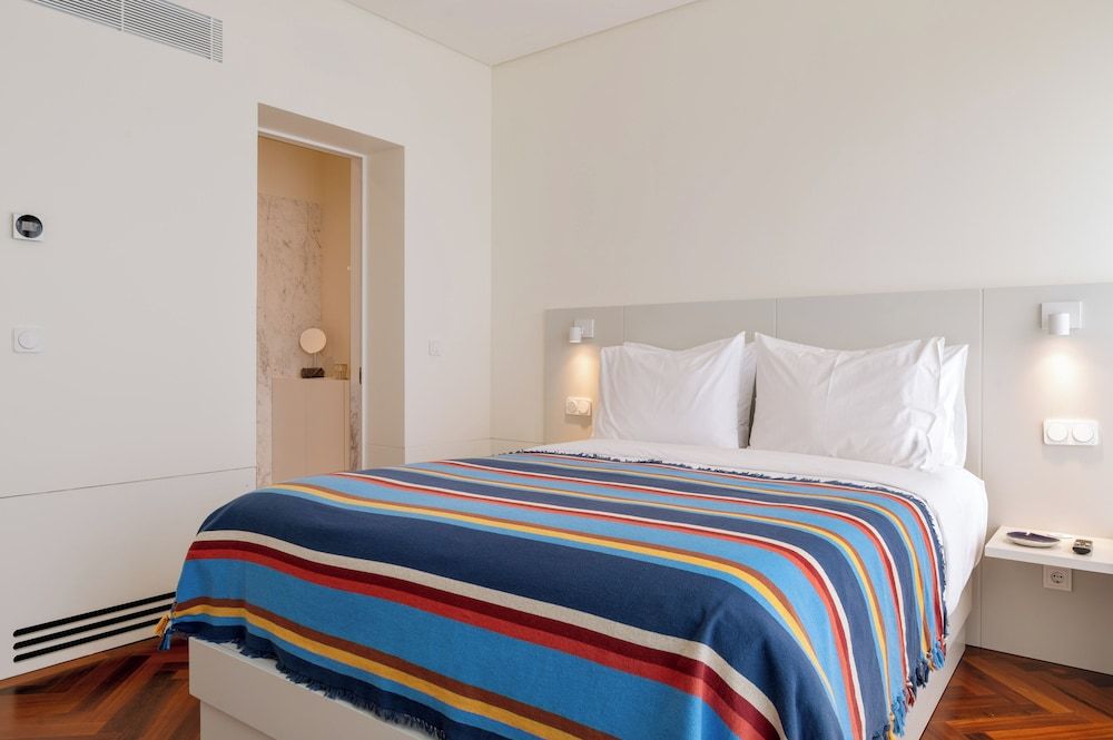 Premium Apartment, Balcony, City View