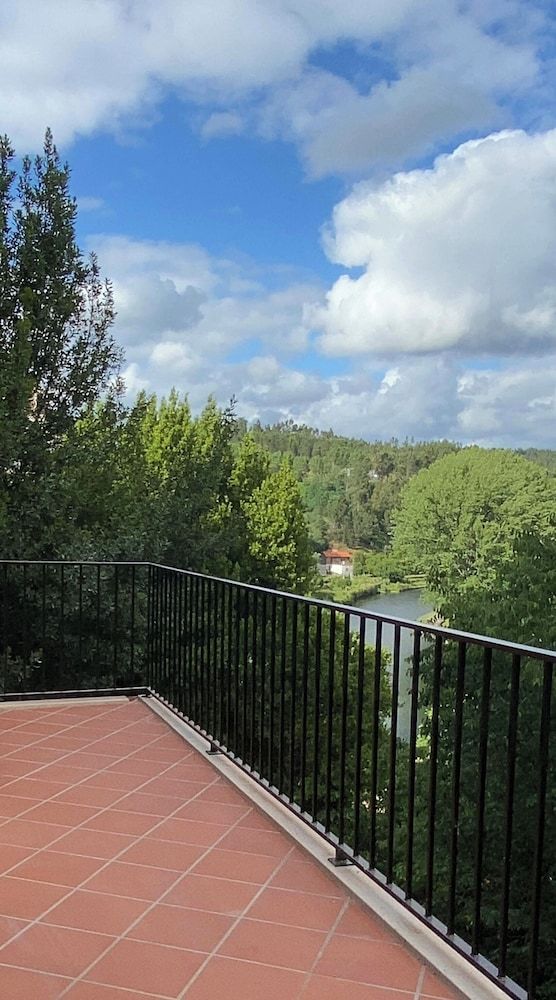 Mira D'Ouro Serta Luxury Studio Suite, River View 11