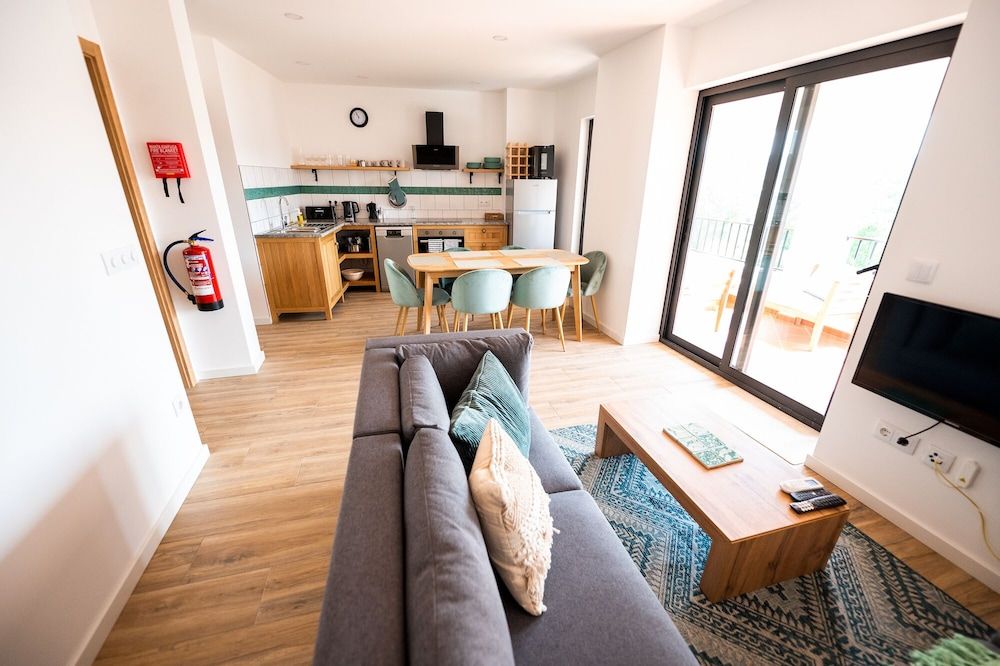 Mira D'Ouro Serta Luxury Apartment 7