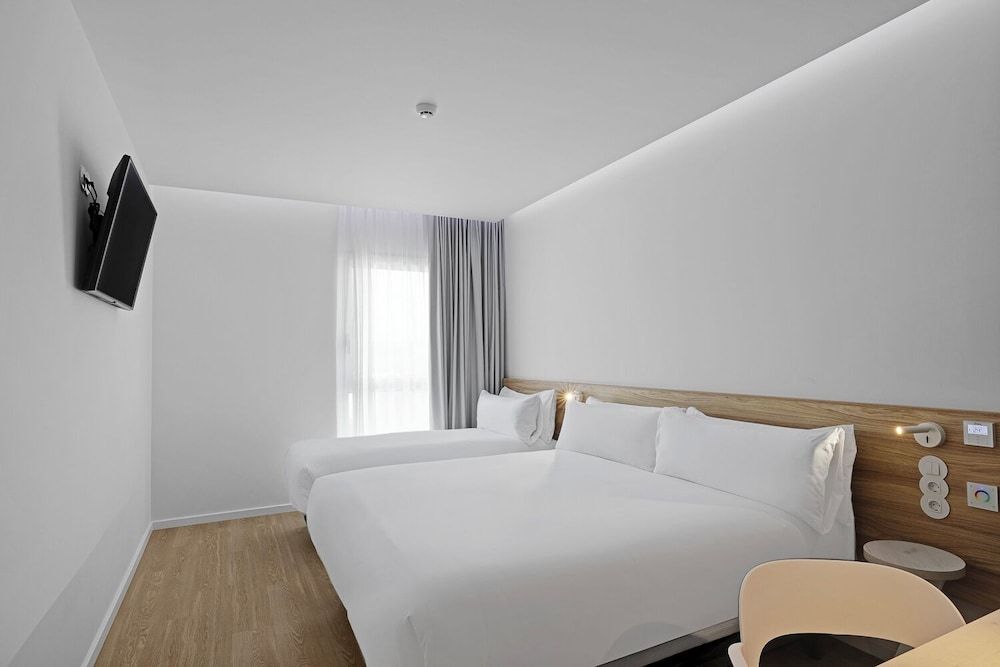 B&B Hotel Leiria Fatima Triple Room 4