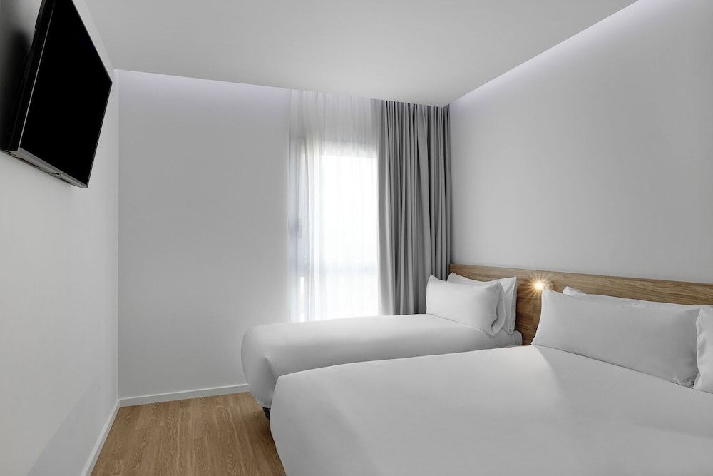 B&B Hotel Leiria Fatima Triple Room 3