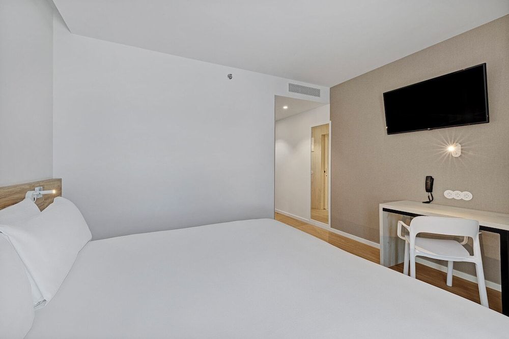 B&B Hotel Leiria Fatima Superior Double Room 3