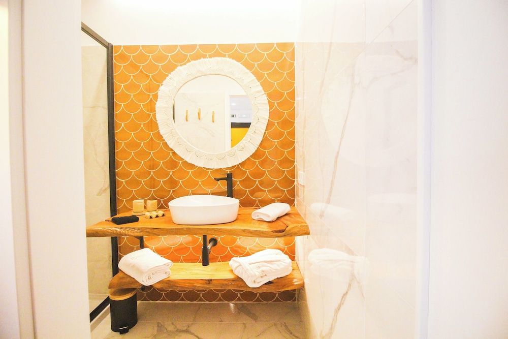 The Lost Garden Standard Double Room, Courtyard View 7