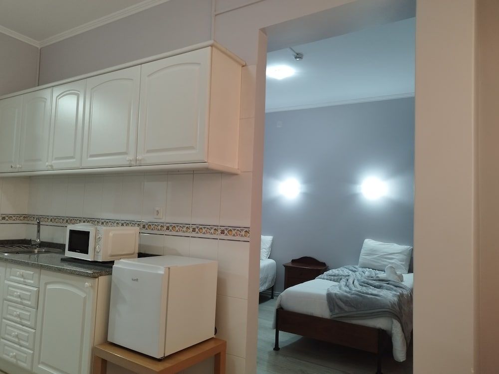 ALOJAMENTO CENTRAL 2 Comfort Double Room, City View 5