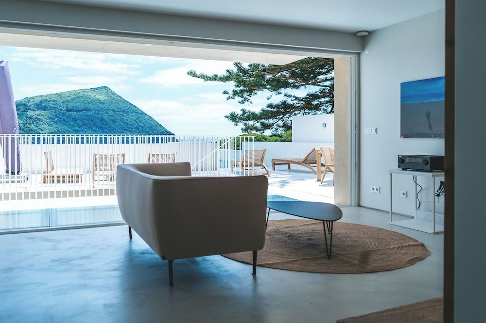 Silveira Bay Lounge Retreat Comfort Double Room, Patio 6