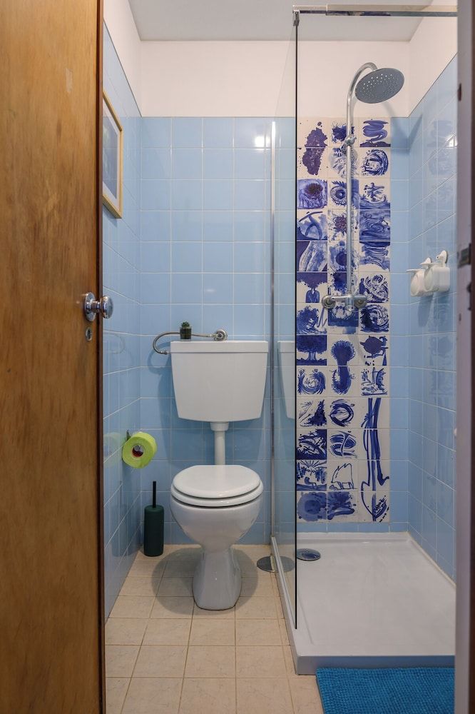 VIC Aveiro Arts House Standard Room, 1 Double Bed, Non Smoking, Courtyard View 13