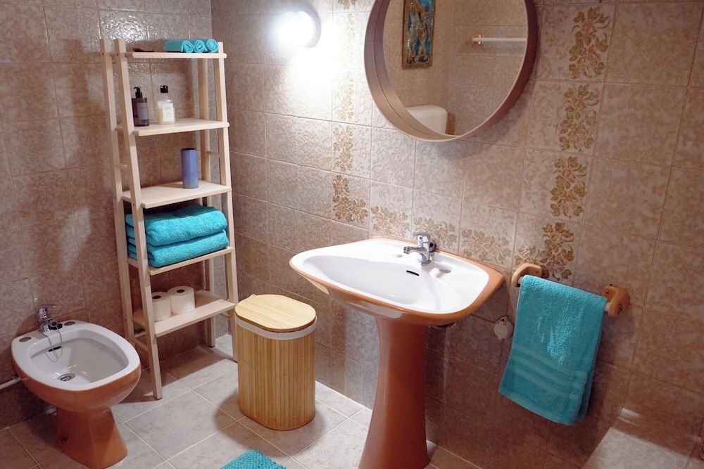 VIC Aveiro Arts House Deluxe Loft, City View 27