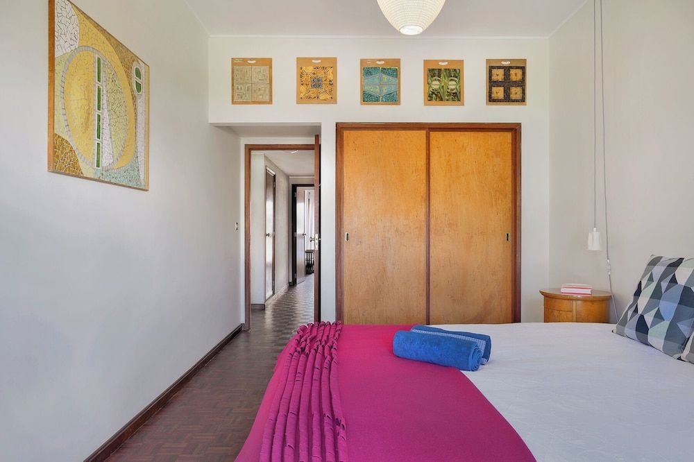 VIC Aveiro Arts House Superior Double Room, Park View 3