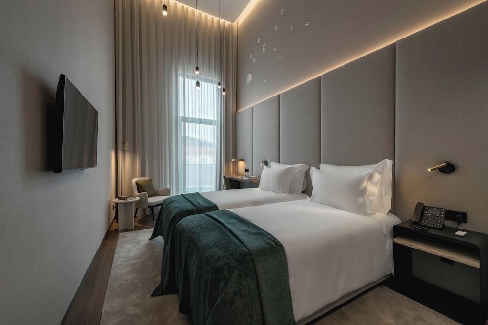 Dolinas Climbing Hotel Twin Room, Non Smoking 4