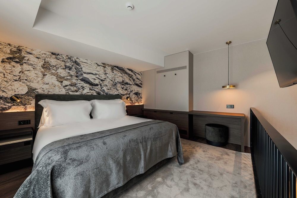 Dolinas Climbing Hotel Studio Suite, Non Smoking 4