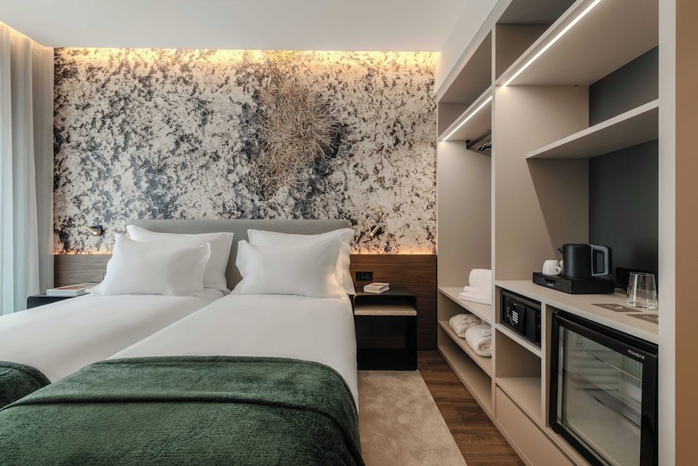 Dolinas Climbing Hotel Twin Room, Non Smoking 5