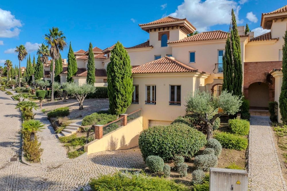 Villa, Smoking