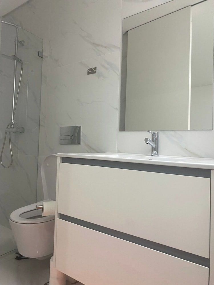 Casa Augusta 6 Comfort Suite, City View (SUITE B) 7