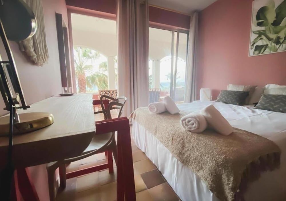 Porto Santo Destination Deluxe Double Room, Sea View 4