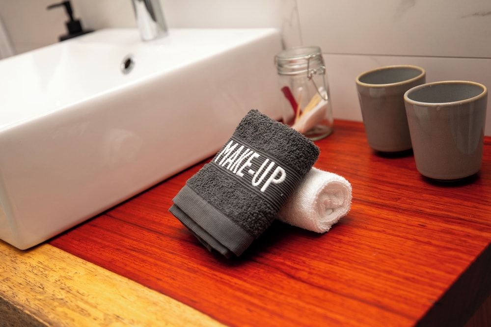 Xhale Azores Suite, Mountain View 3