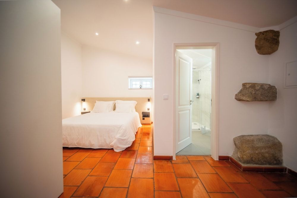 Quinta da Victória by venimar Comfort Studio Suite, Pool View 3