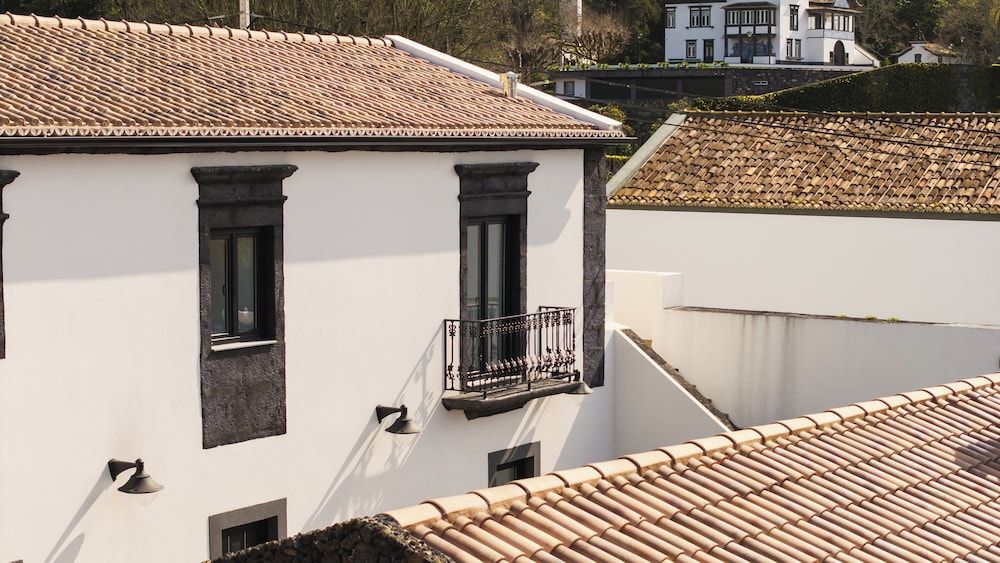 Exclusive House, Multiple Bedrooms, Kitchen, Garden View