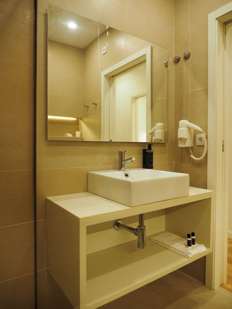 ALMARELA apartments Superior Apartment, Balcony, City View 14