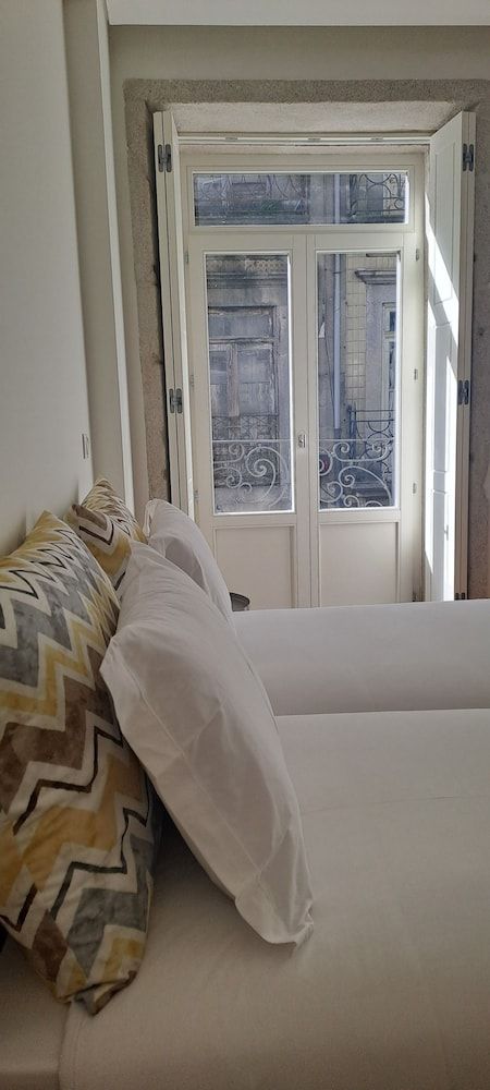 ALMARELA apartments Superior Apartment, Balcony, City View 12