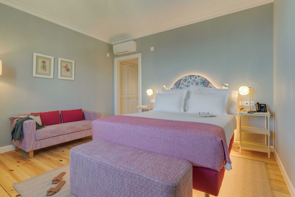 Pestana Quinta Perestrello Deluxe Double Room (Partial Sea View) 2