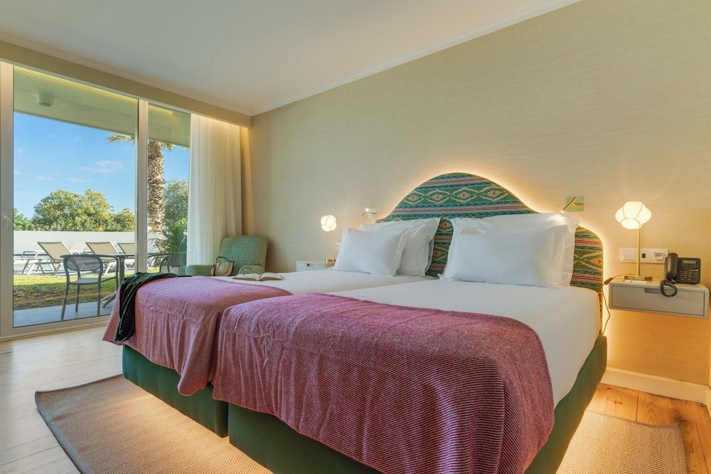 Twin Room, Pool View