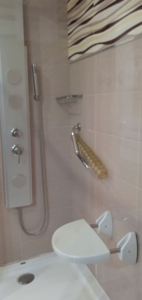 PALÁCIO NOVA  SEARA  2503 -AL Comfort Quadruple Room 5