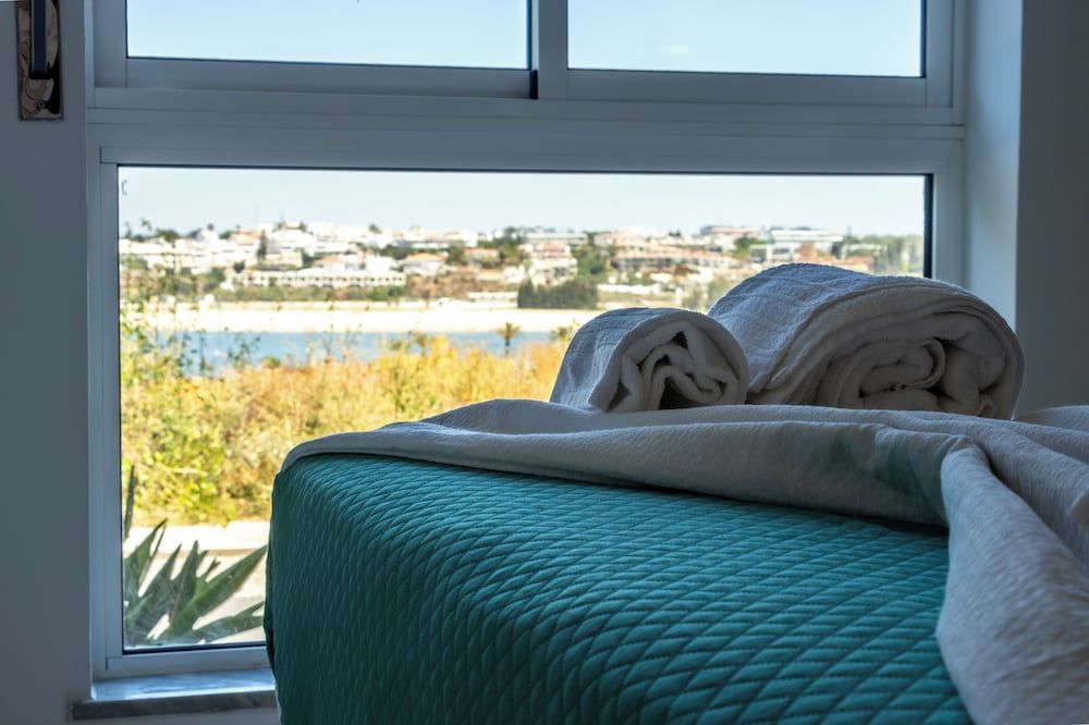 Apartment, River View