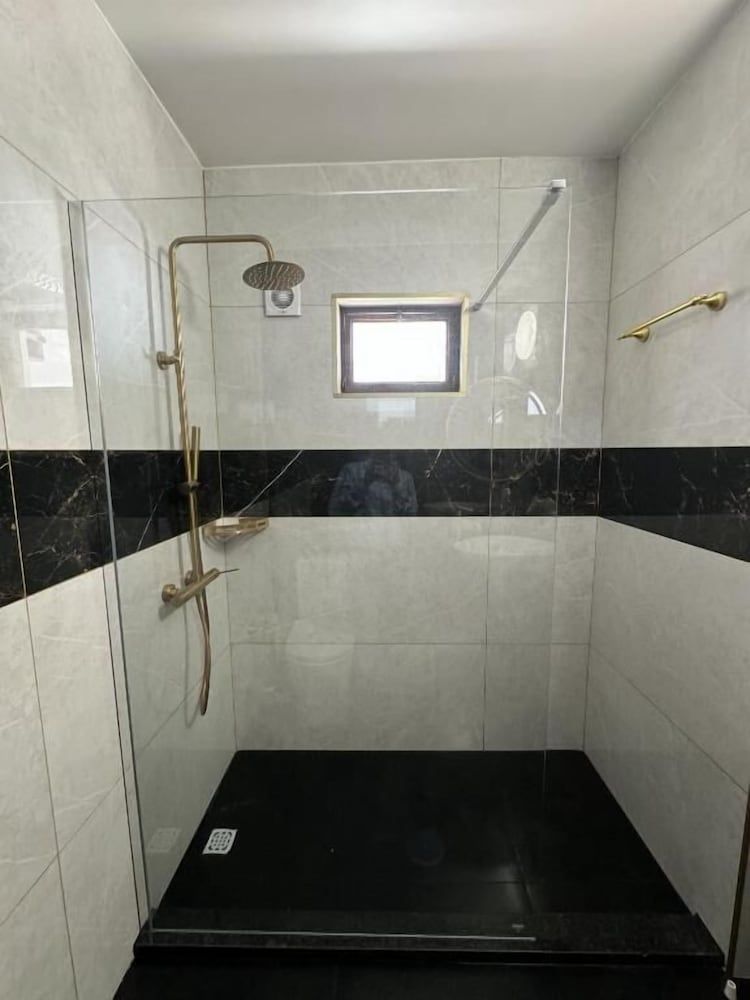 Magna Oura Two Bedroom Apartment 7