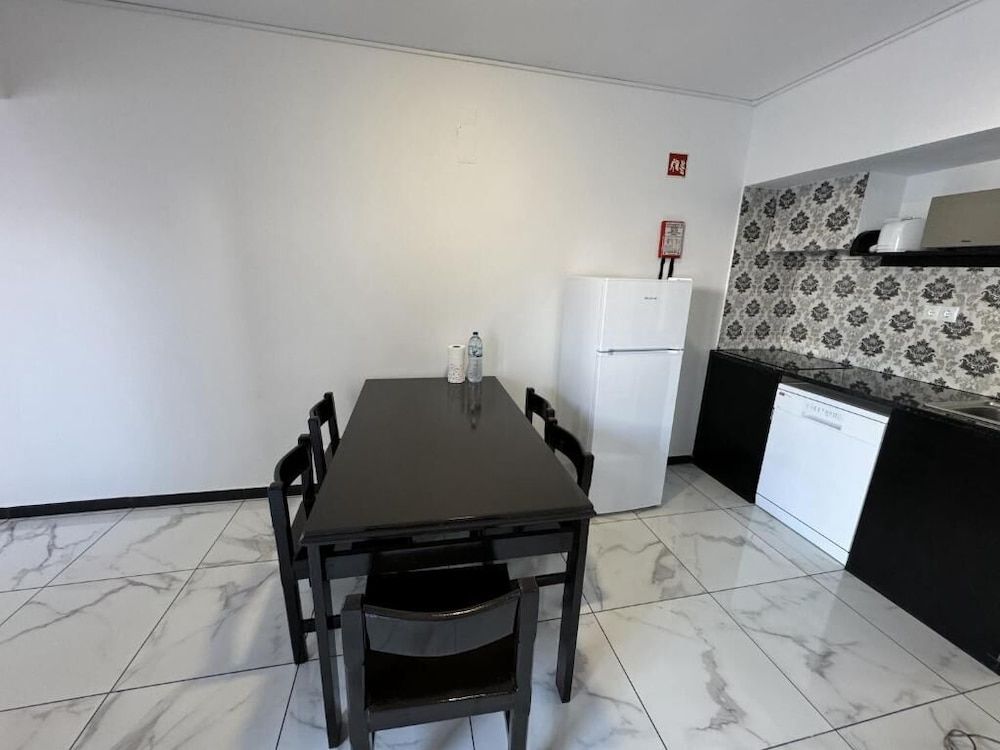 Magna Oura Two Bedroom Apartment 4