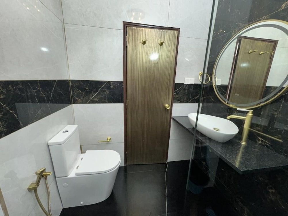 Magna Oura Two Bedroom Apartment 6