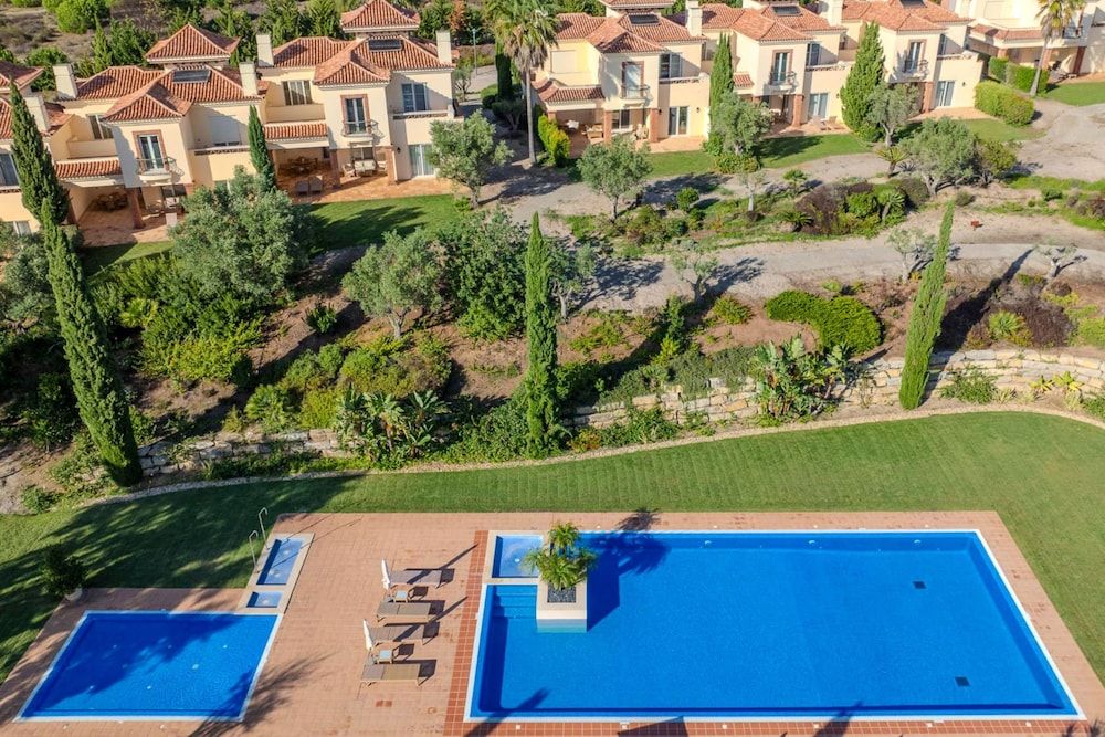 Monte Rei 2 bed Linked Villa Villa, Smoking 24