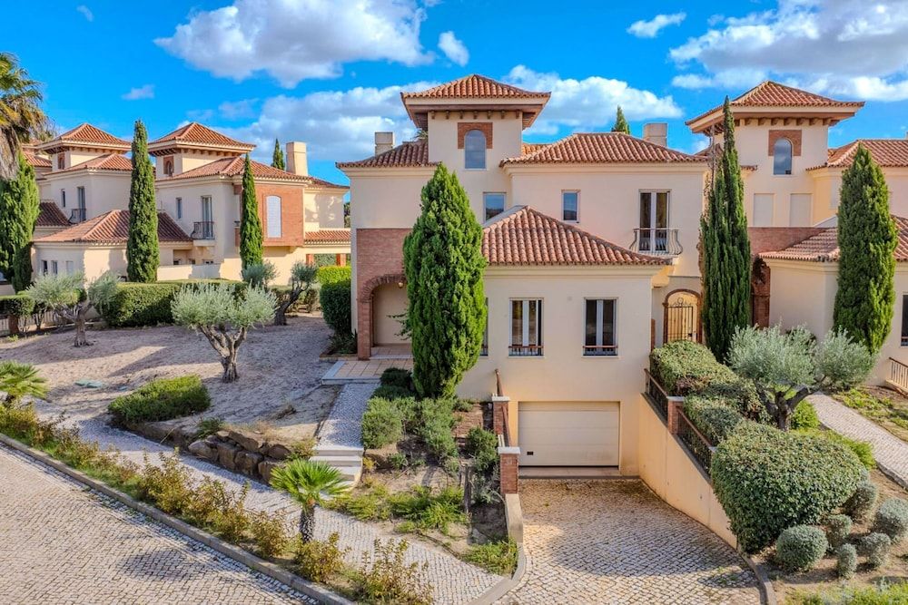 Monte Rei 2 bed Linked Villa Villa, Smoking 22