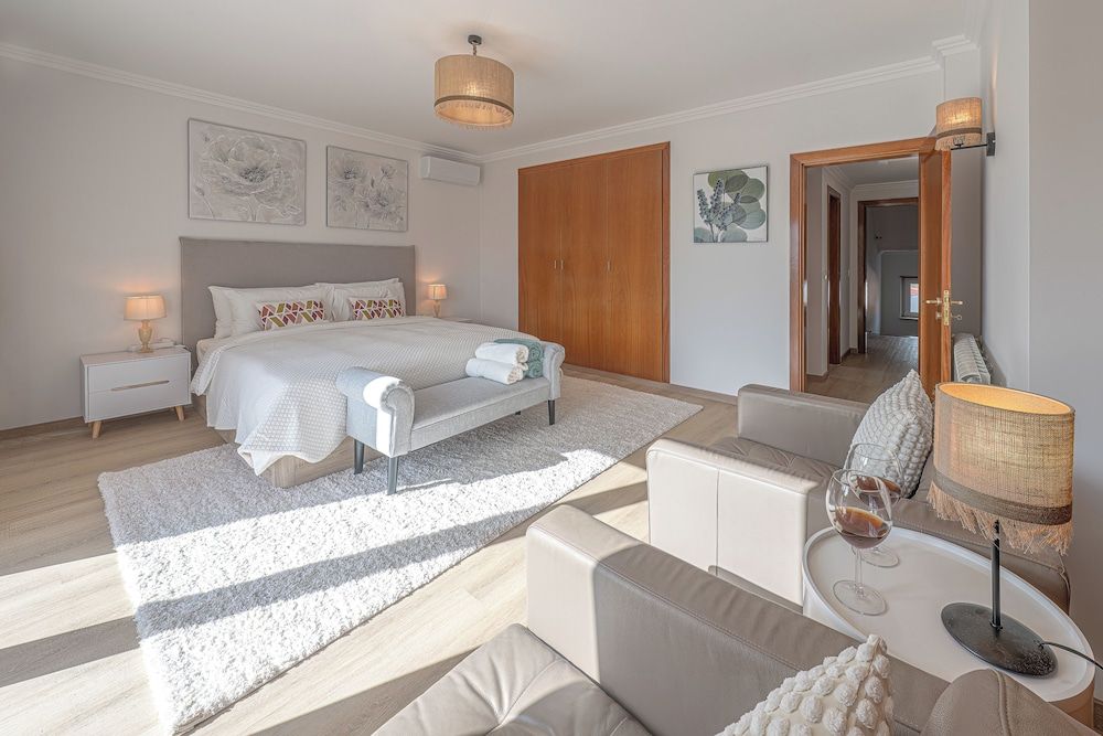 Family Villa, 4 Bedrooms, Mountain View