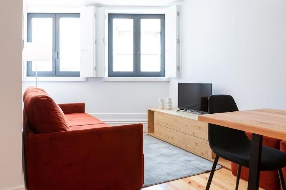 Signature Apartment, City View