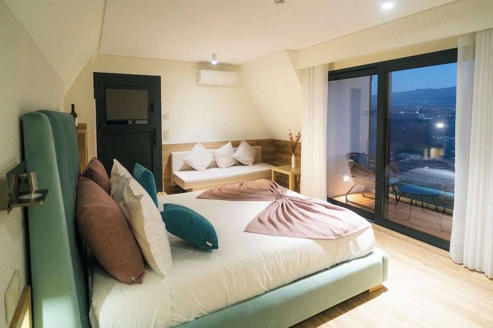 Elite Bungalow, Non Smoking, River View