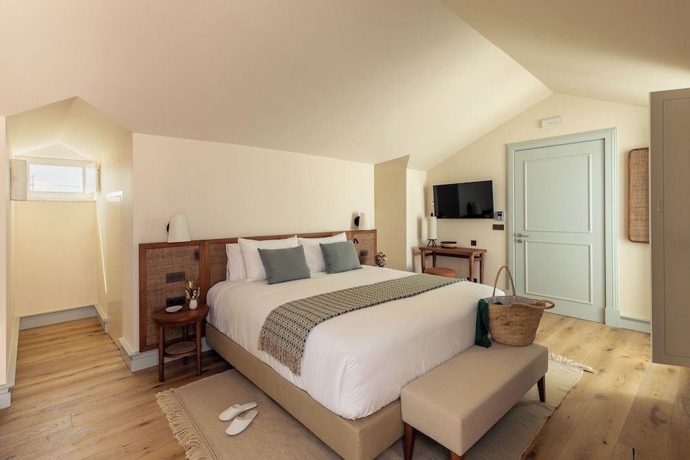 Palácio de Tavira, a Small Luxury Hotel of the World Junior Penthouse, Balcony 7