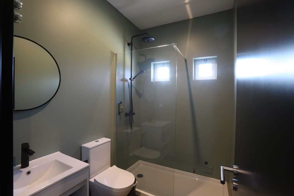 Albufeira Lounge Hotel Deluxe Room 5