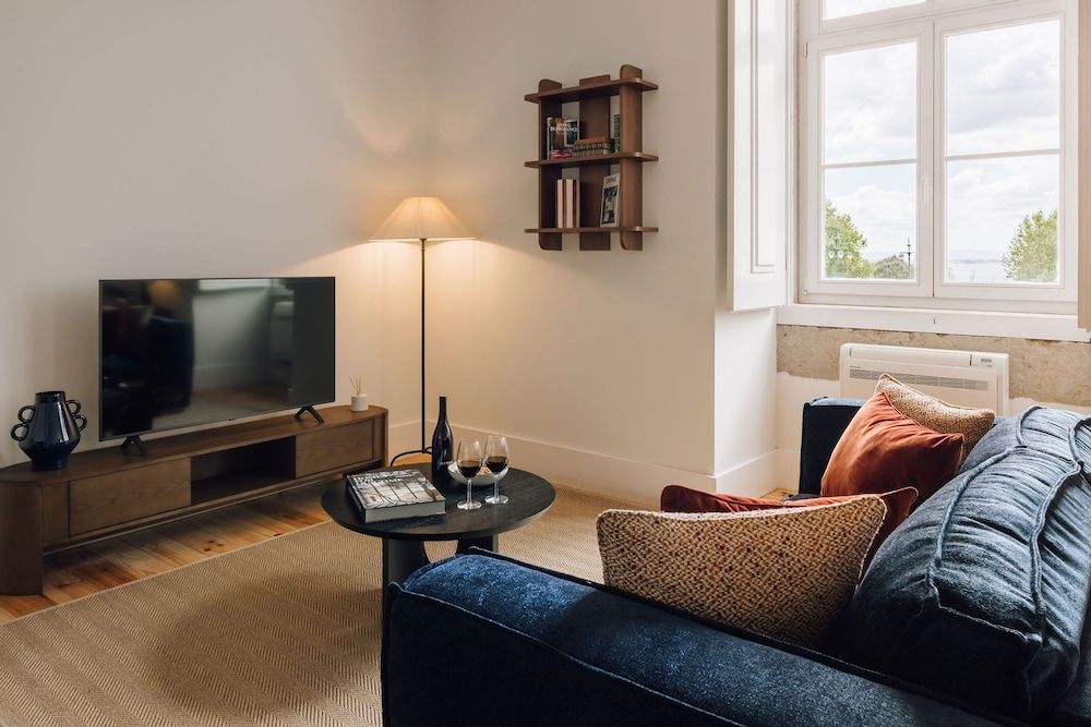 Classic Studio, City View