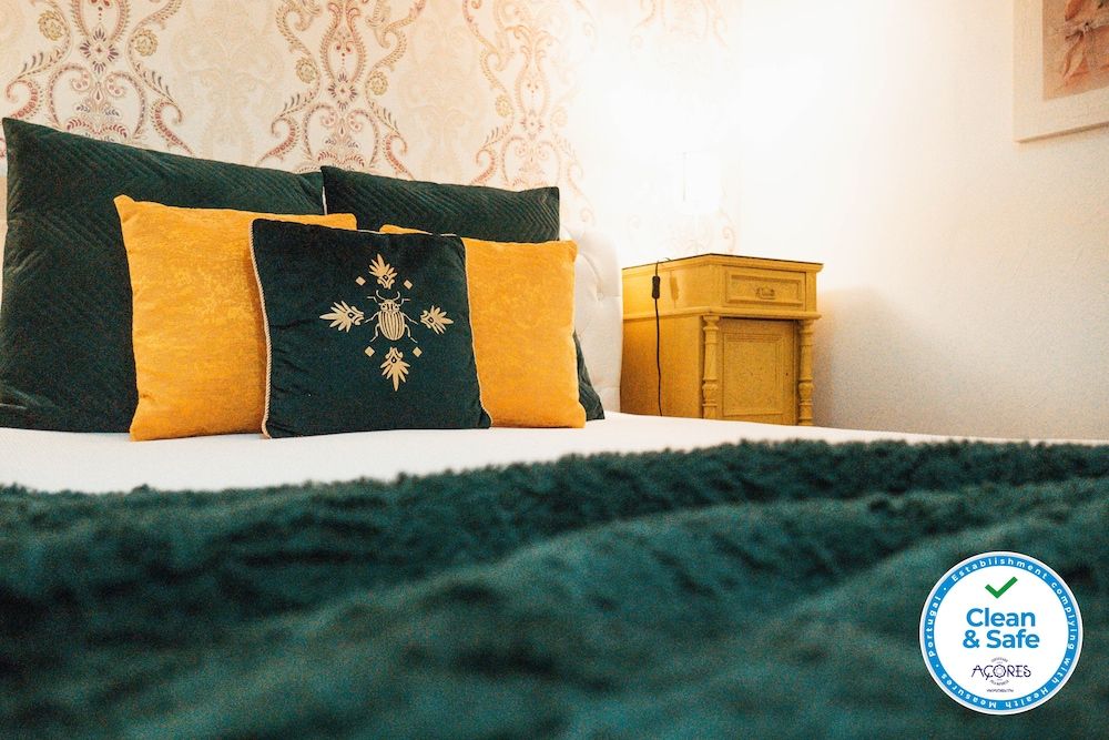 Vintage Place - Azorean Guest House Deluxe Double Room 7