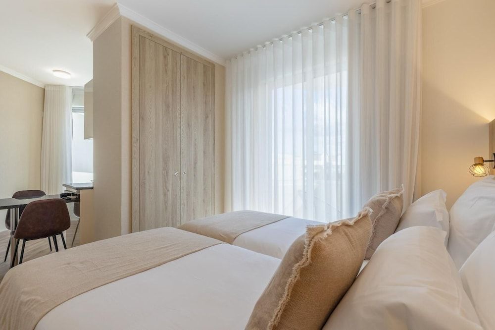 Vila Baleira Residence Classic Studio, City View 2