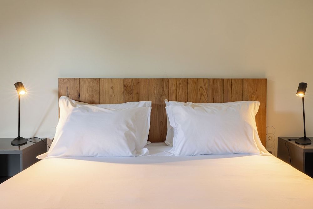 CasaNova Farmhouse Comfort Double Room 2