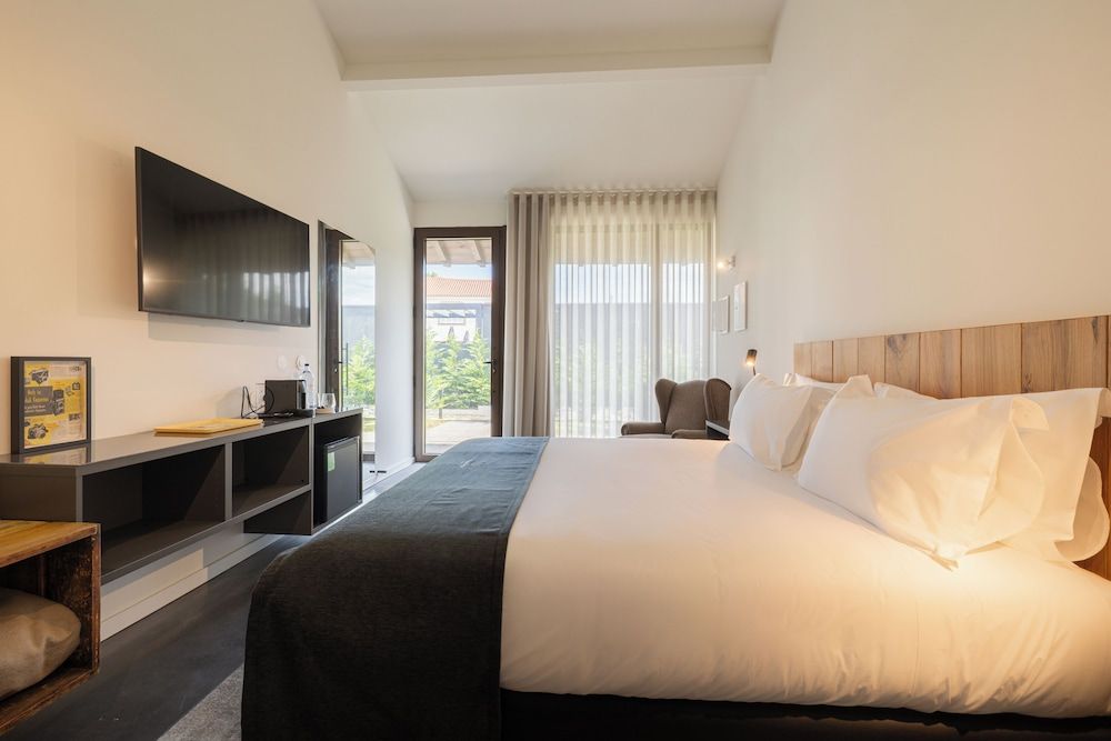 CasaNova Farmhouse Comfort Double Room 4